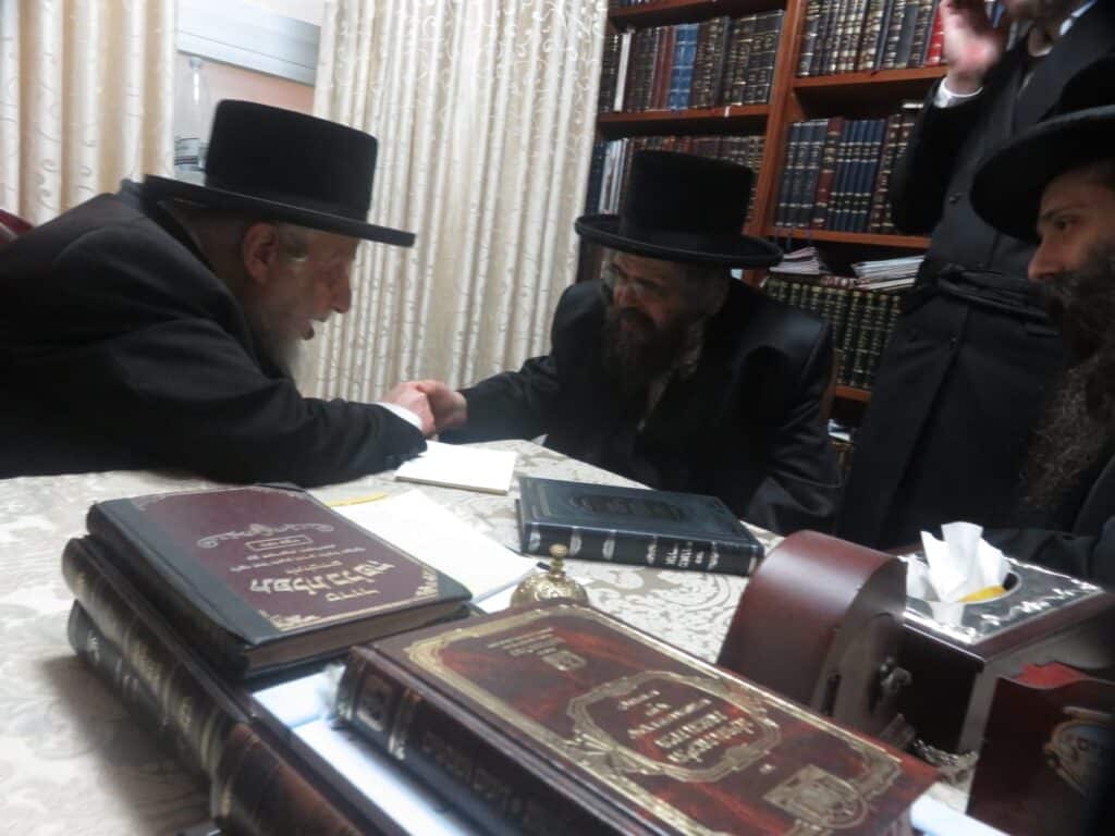 לקראת נישואי בתו: רבה של מירון ביקר אצל גדולי האדמו"רים והרבנים • גלריה