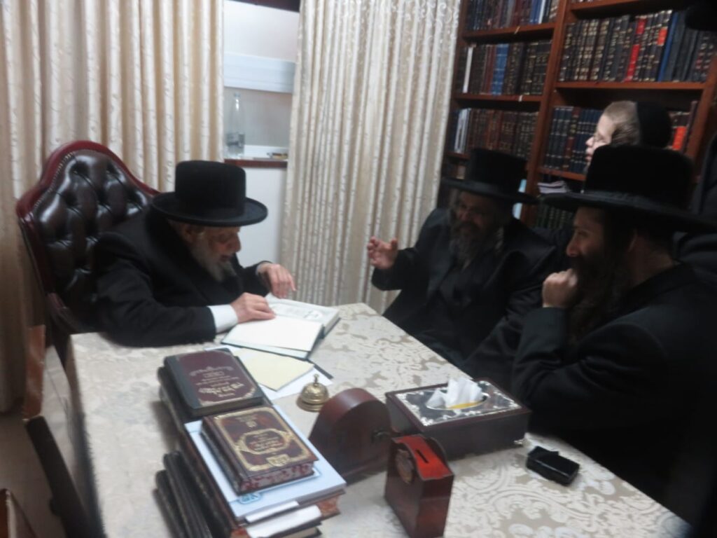 לקראת נישואי בתו: רבה של מירון ביקר אצל גדולי האדמו"רים והרבנים • גלריה