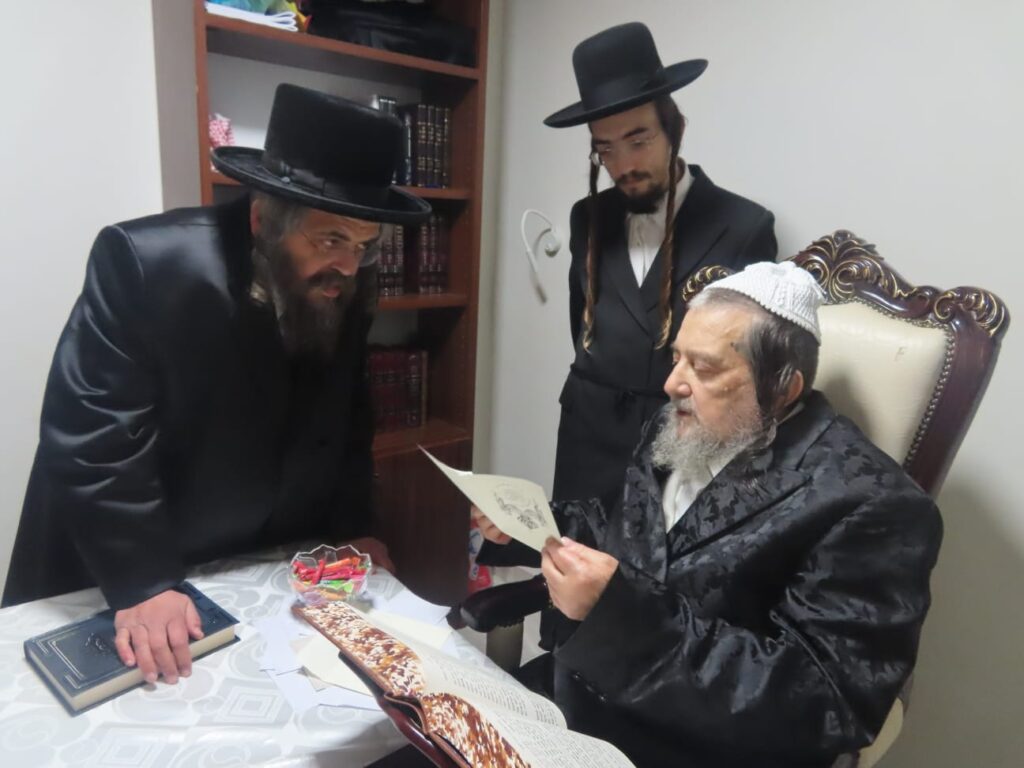 לקראת נישואי בתו: רבה של מירון ביקר אצל גדולי האדמו"רים והרבנים • גלריה