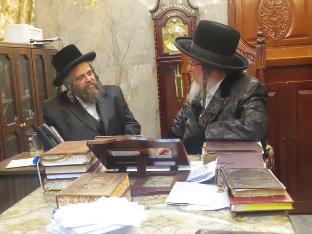 לקראת נישואי בתו: רבה של מירון ביקר אצל גדולי האדמו"רים והרבנים • גלריה