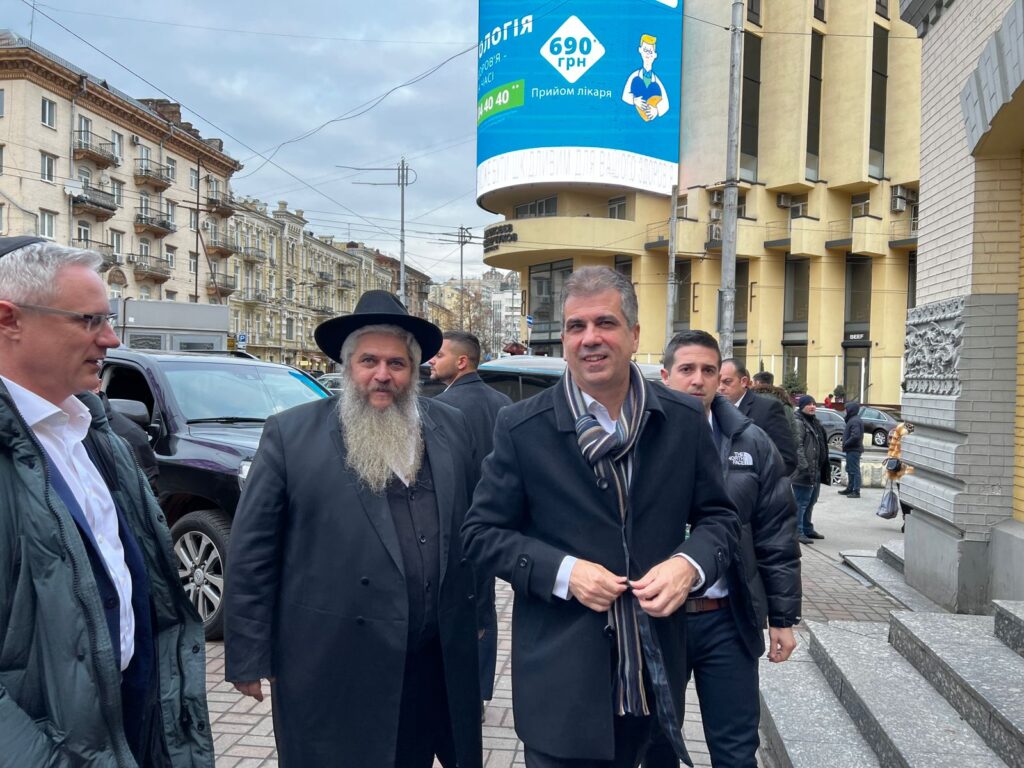 כיפת ברזל בדרך? שר החוץ נפגש עם זלנסקי