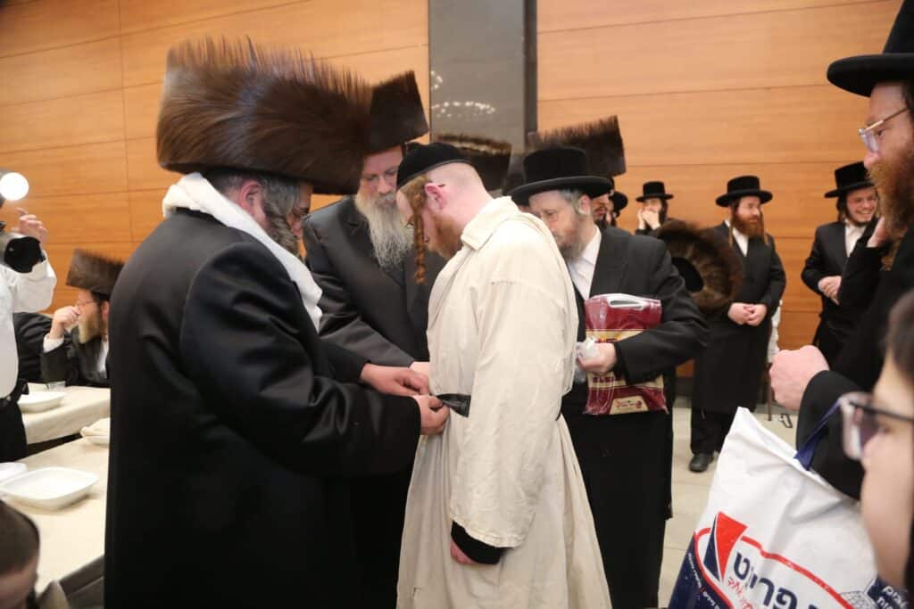 "כי לא תשכח מפי זרעו" • כך חגגו את שמחת בית מירון | גלריה