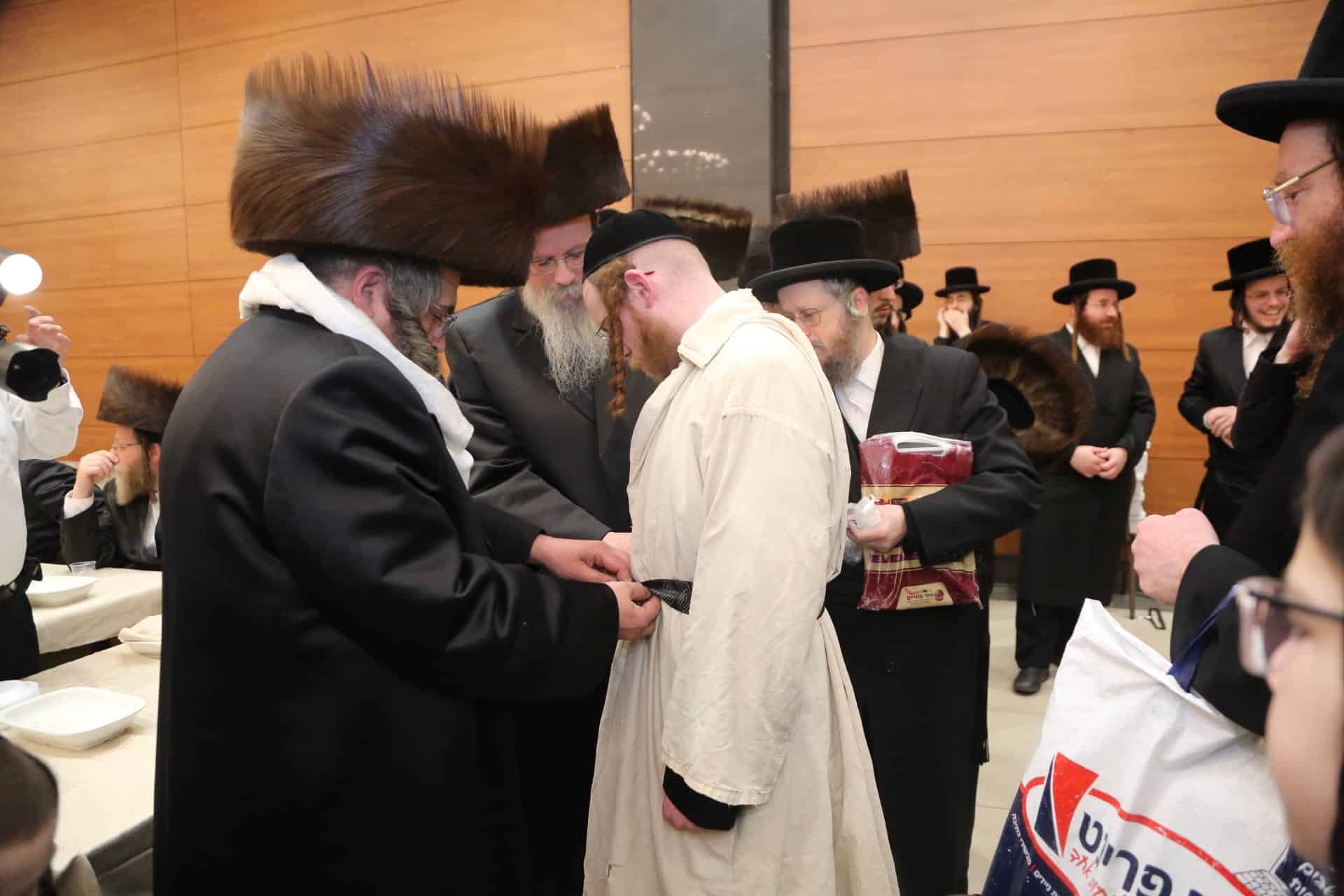 "כי לא תשכח מפי זרעו" • כך חגגו את שמחת בית מירון | גלריה