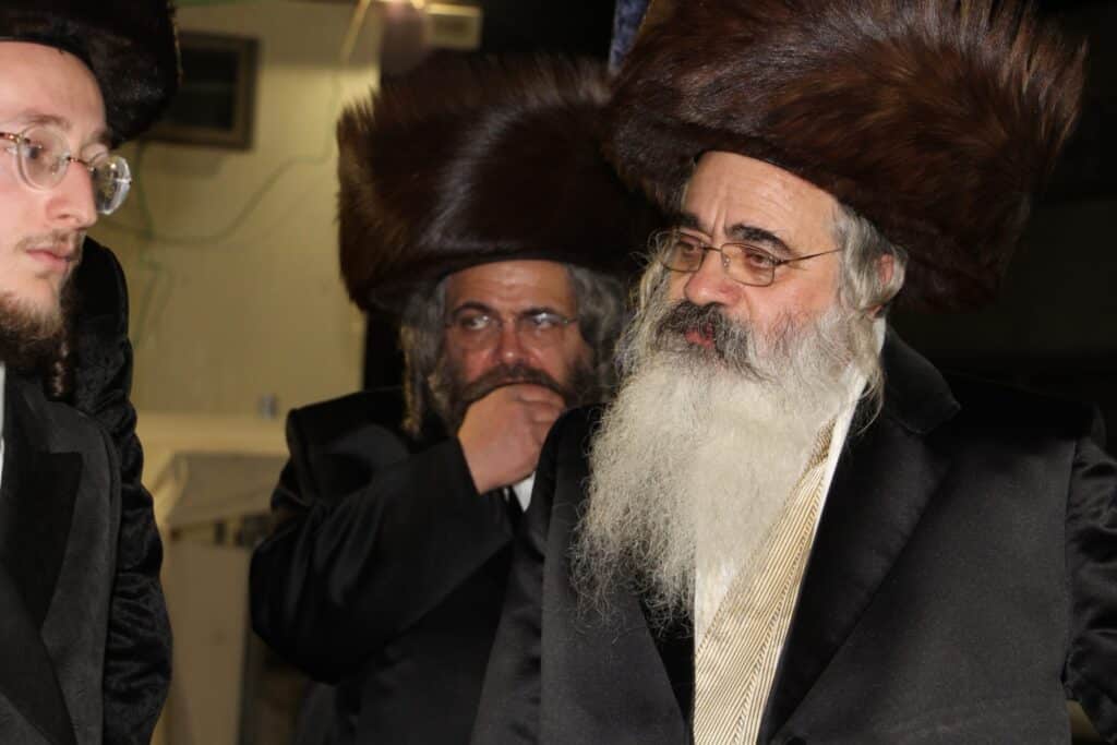 אלע חסידים: שמחת החסידויות בבני ברק