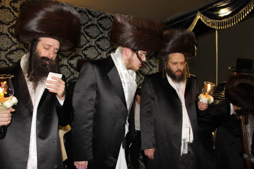 אלע חסידים: שמחת החסידויות בבני ברק