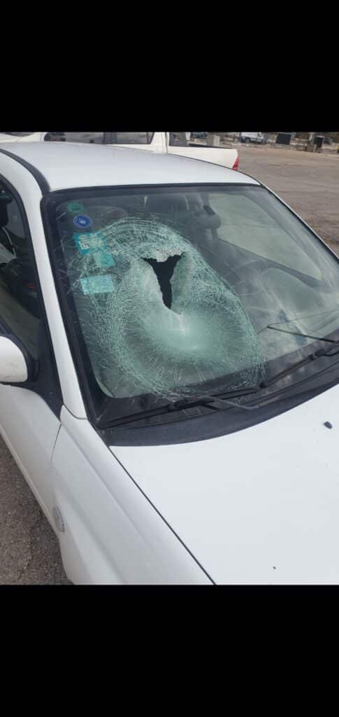 זה היה ניסיון רצח: שלושה ילדים יהודים נפצעו בפיגוע אבנים בחווארה