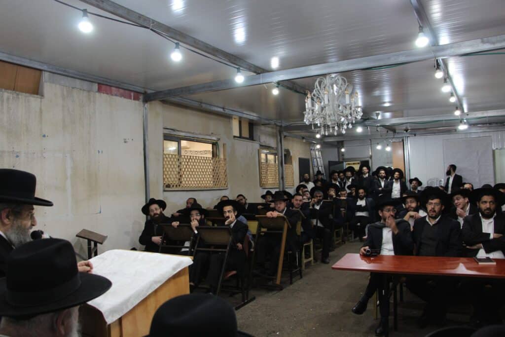 במעמד רבנים: פתיחת בית ההוראה בפרדס כץ