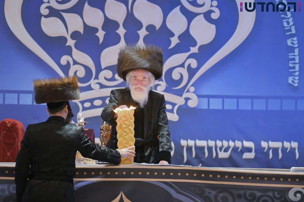 הביקור של האדמו"ר מויז'ניץ (מרכז) בארה"ב