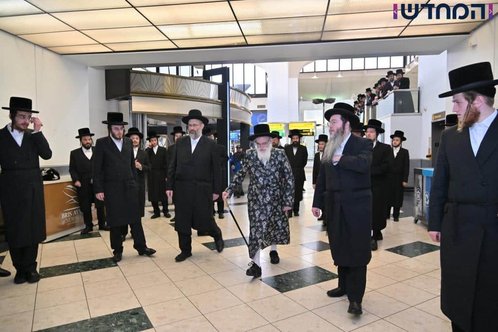הביקור של האדמו"ר מויז'ניץ (מרכז) בארה"ב