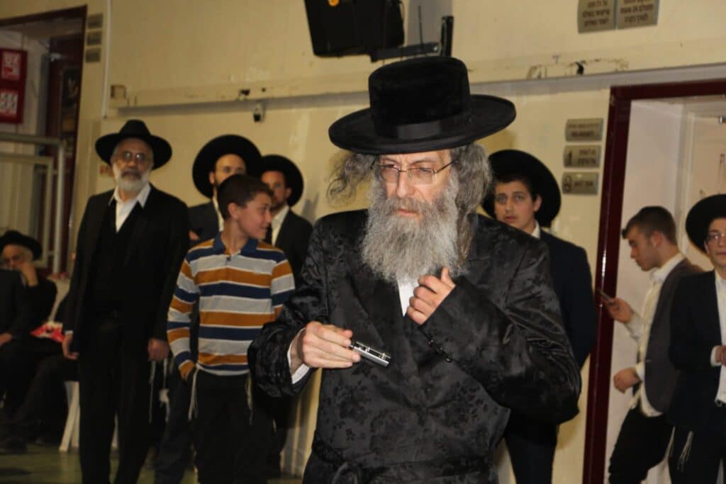 שנה לפטירתו: גדולי ישראל בעצרת מספד למרן שר התורה