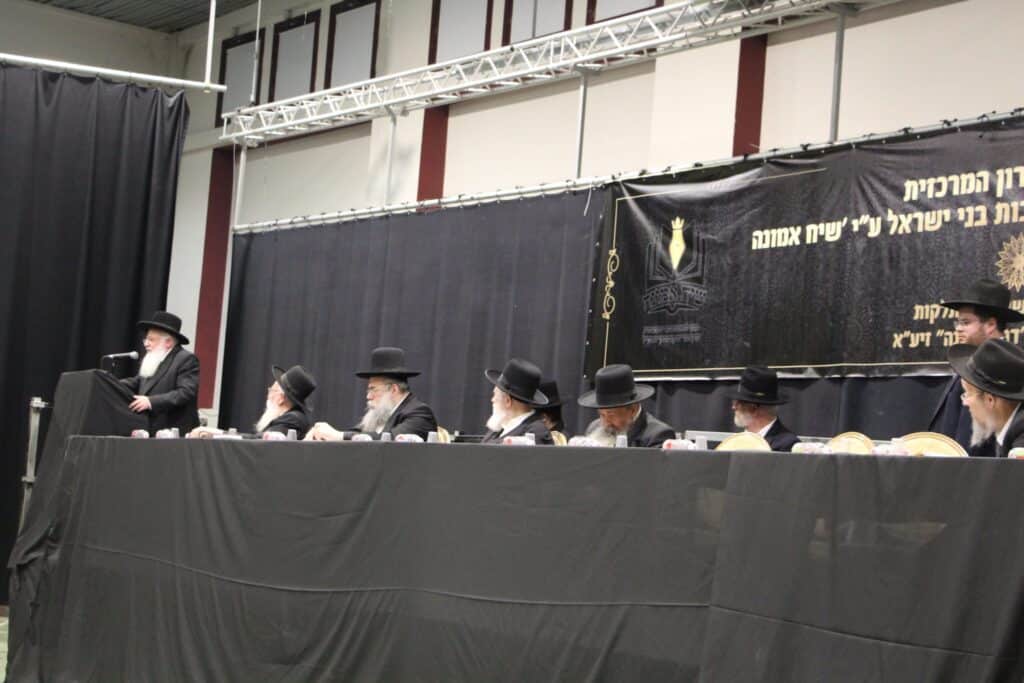 שנה לפטירתו: גדולי ישראל בעצרת מספד למרן שר התורה