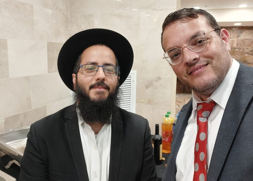 גלריה: מנחם קולדצקי בירמץ את בנו