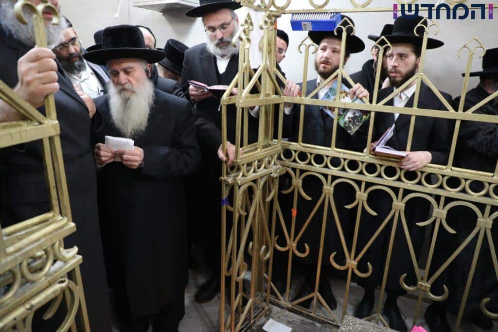 תיעוד ענק: ליל ההילולא בליז'ענסק 