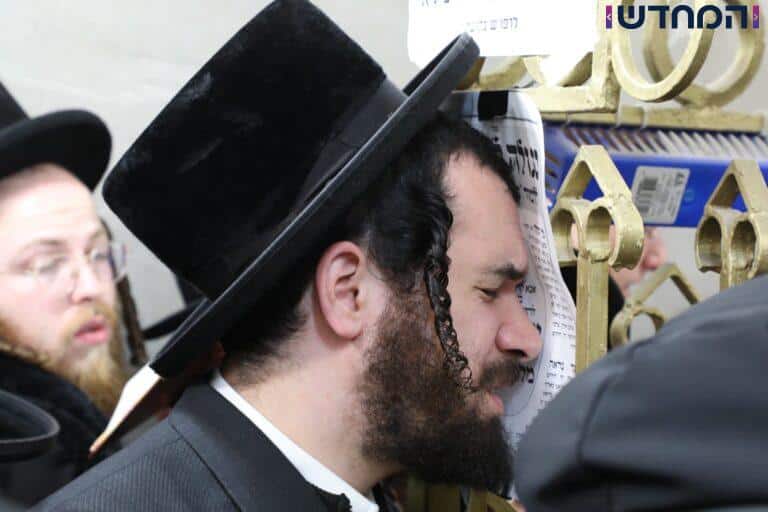 תיעוד ענק: ליל ההילולא בליז'ענסק 