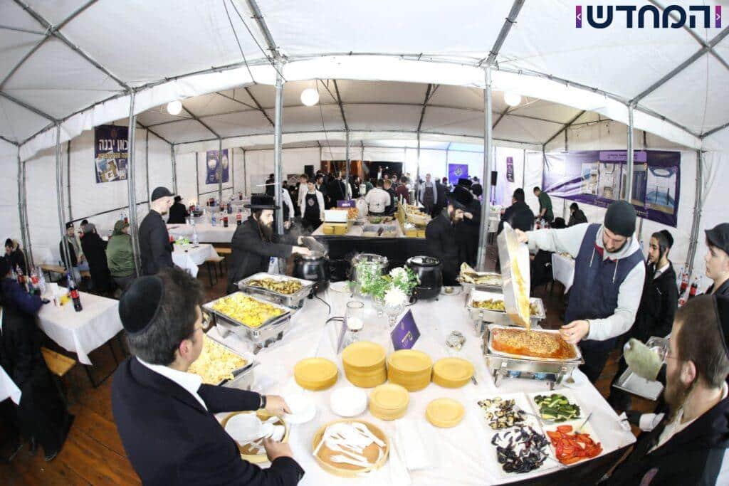 תיעוד ענק: ליל ההילולא בליז'ענסק 