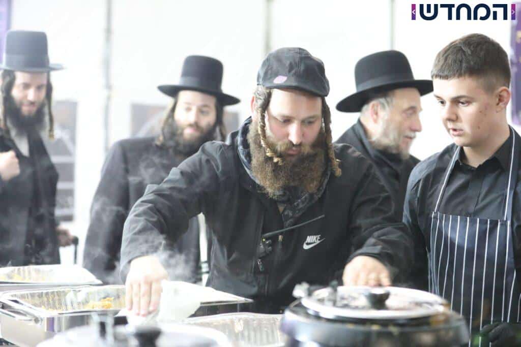 תיעוד ענק: ליל ההילולא בליז'ענסק 