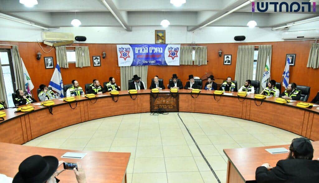 במעמד ניצולים: הושקו 15 דפיברילטורים שיצילו חיים ברחבי הארץ