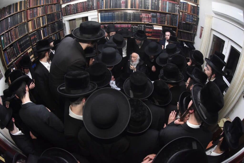 גלריה: התלמידים נבחנו אצל גדולי ישראל