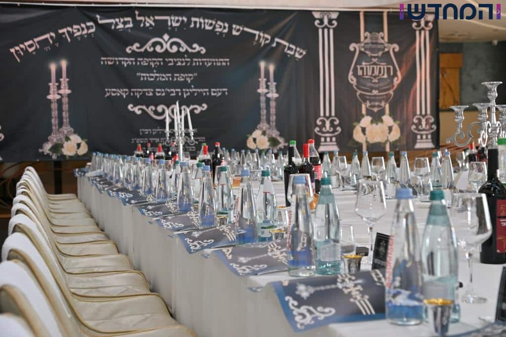 הרבי מויזניץ' שבת עם החסידים במלון בבאטומי