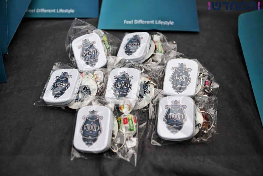 הרבי מויזניץ' שבת עם החסידים במלון בבאטומי