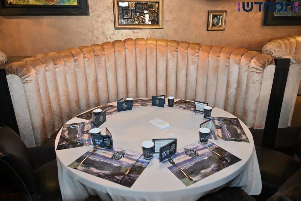 הרבי מויזניץ' שבת עם החסידים במלון בבאטומי