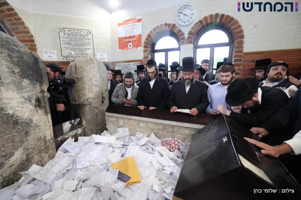 רבבות התפללו על ציונו של רבי ישעיה בן ר' משה מקרעסטיר זיע"א