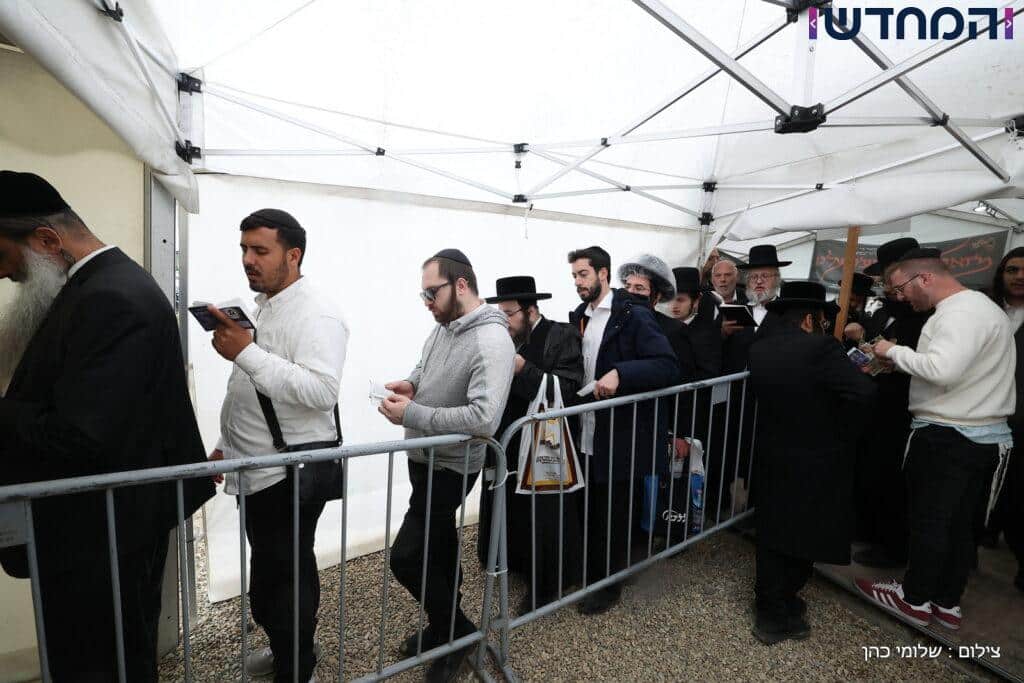 רבבות התפללו על ציונו של רבי ישעיה בן ר' משה מקרעסטיר זיע"א