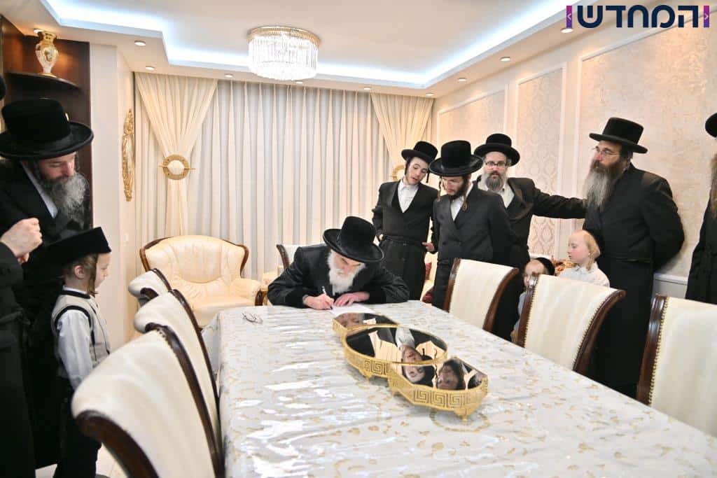 משאיבת מים עד נעילת החג: תיעוד ענק מחצר הקודש ויז'ניץ מרכז