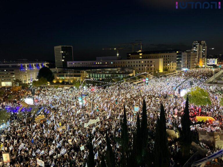 "אחרי הפגנת הענק – לנתניהו יהיה קשה למסמס את הרפורמה"