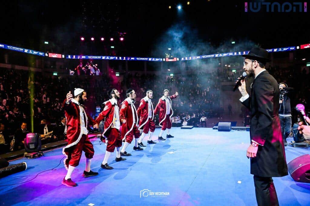 בירושלים: רבבות חסידי חב"ד חגגו לרבי