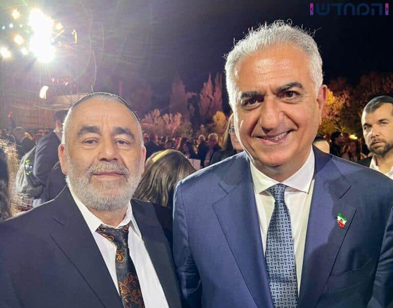 באדיבות המצלם