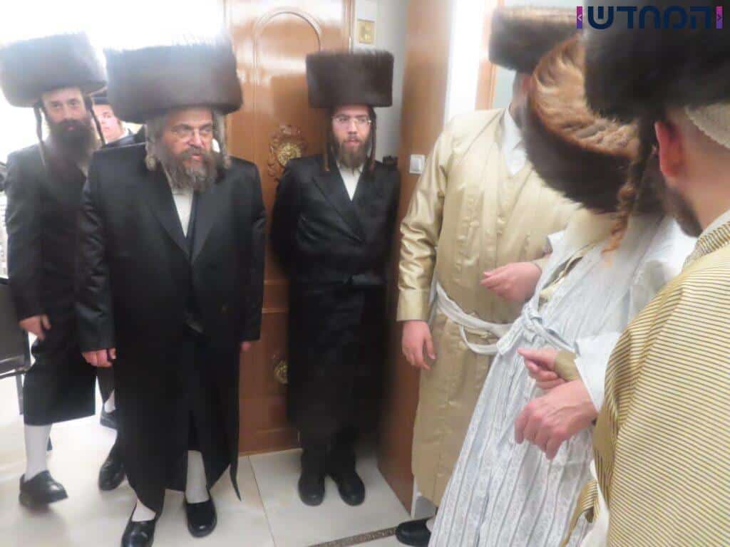 לקראת ל"ג בעומר: רבה של מירון הגה"צ רבי טוביה שטרן ביקר אצל אדמו"רי ורבני ירושלים