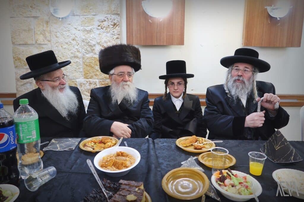 שמחת בר המצווה לנכד הרבי