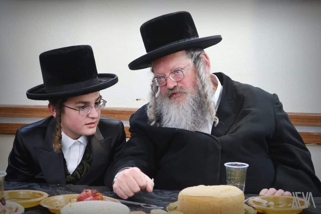 שמחת בר המצווה לנכד הרבי
