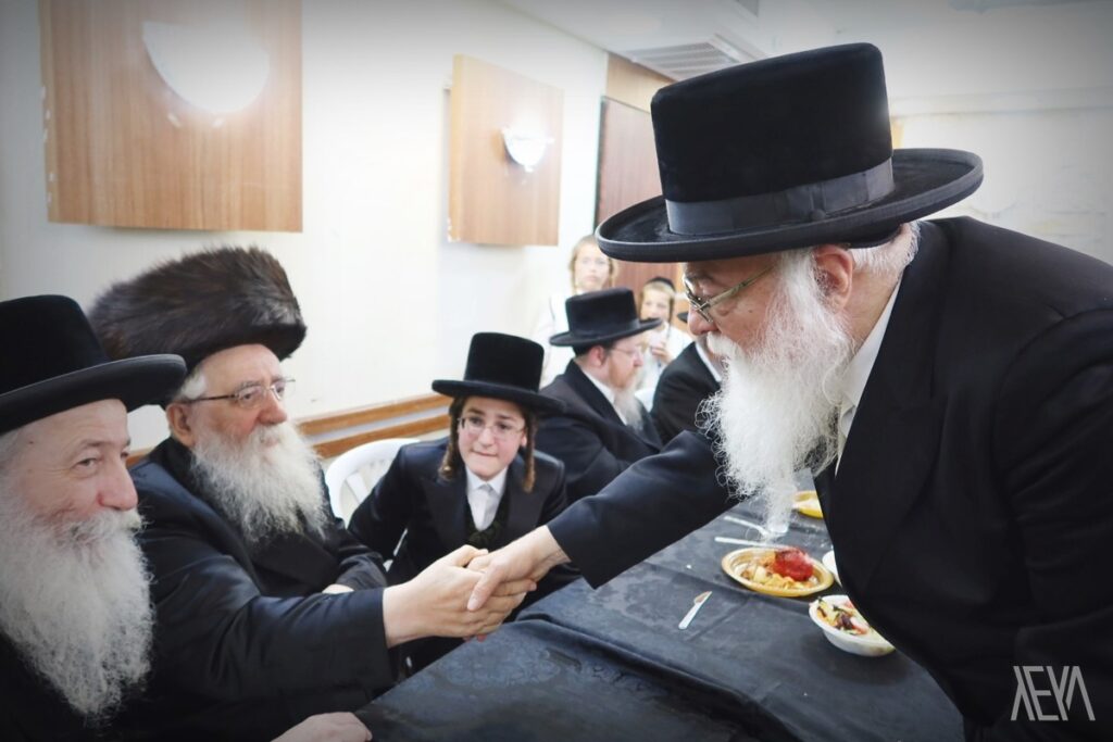 שמחת בר המצווה לנכד הרבי