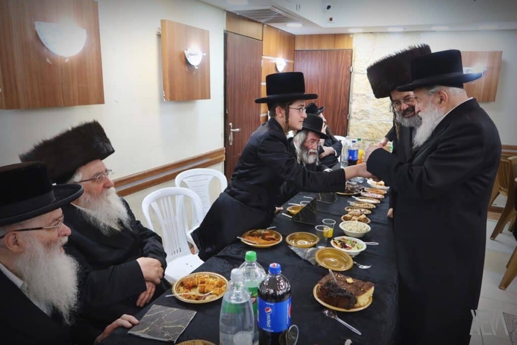 שמחת בר המצווה לנכד הרבי