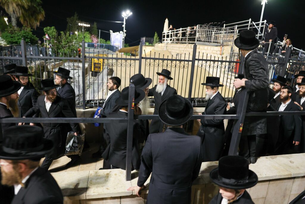 יממה לפני: כ"ק האדמו"ר מבאיאן ביקר בציון הרשב"י