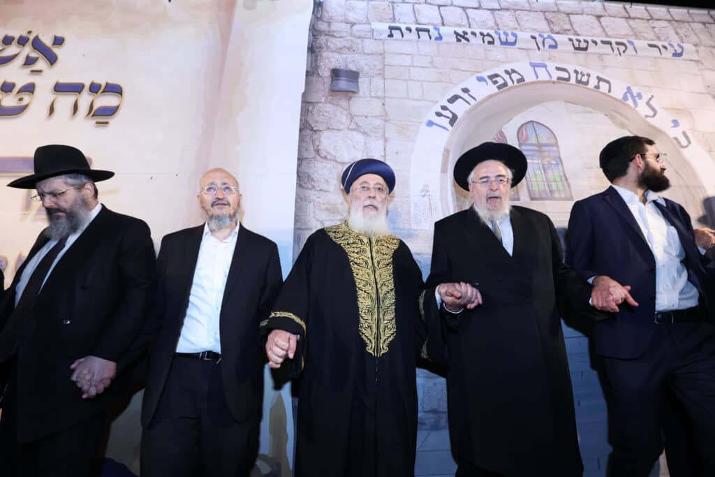 אור מופלא רום מעלה: הראשל"צ חנך את מתחם ההילולא