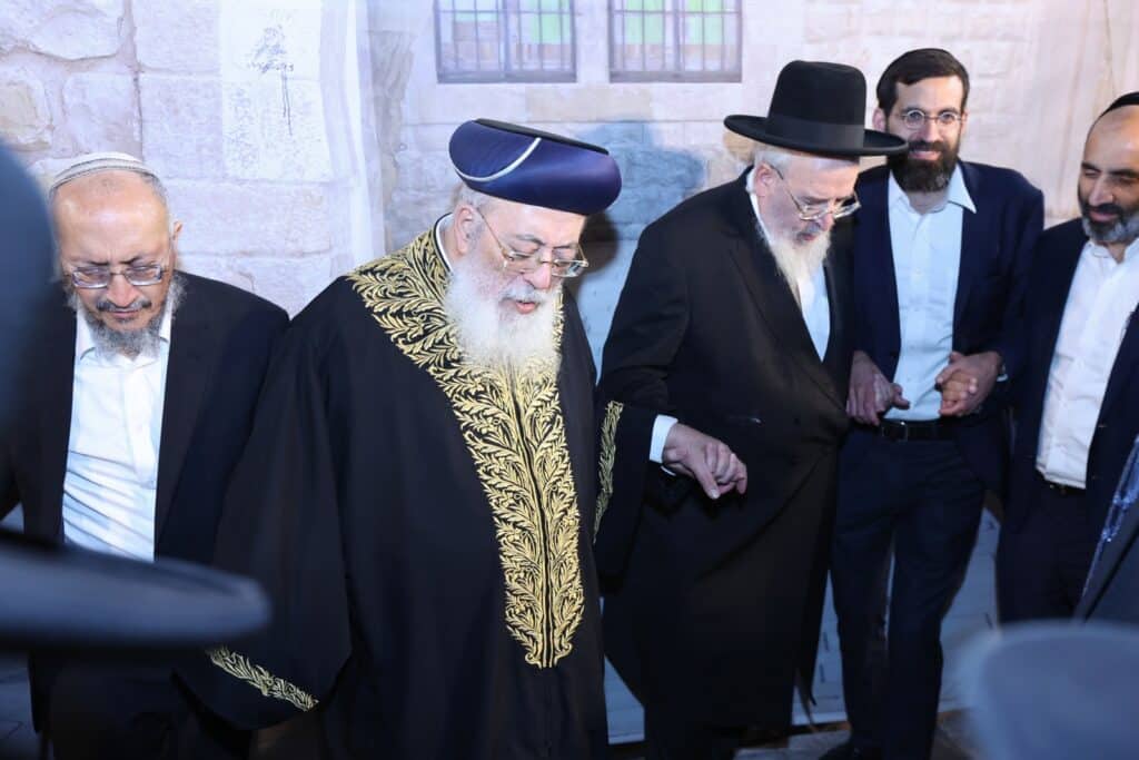 אור מופלא רום מעלה: הראשל"צ חנך את מתחם ההילולא