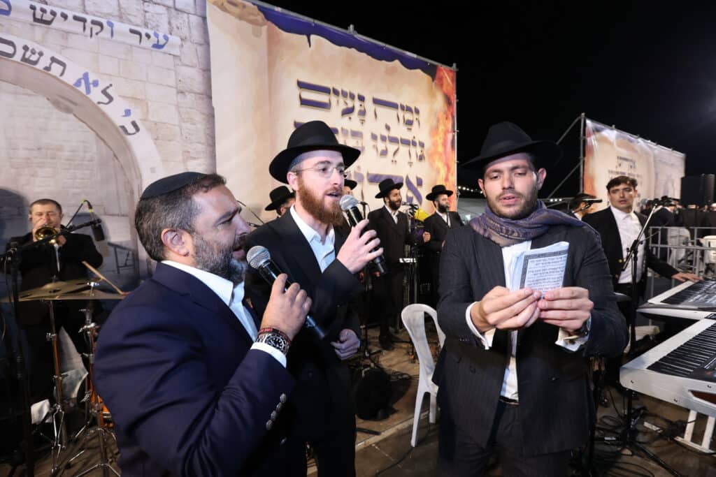 אור מופלא רום מעלה: הראשל"צ חנך את מתחם ההילולא