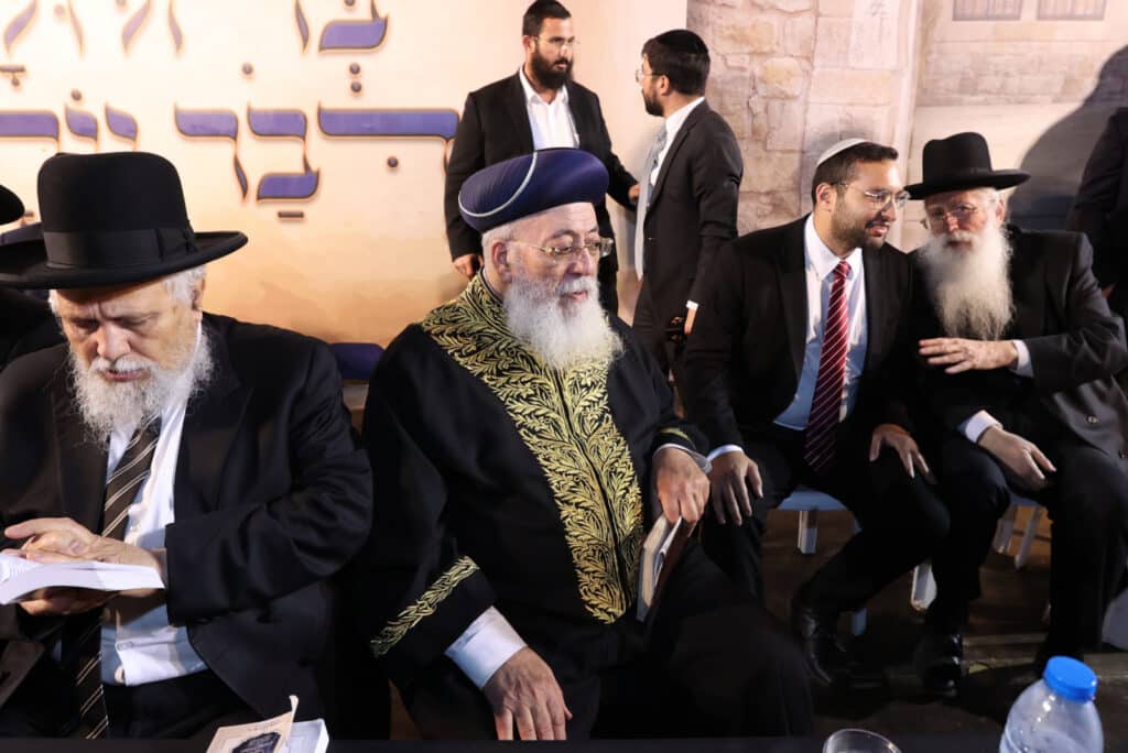 אור מופלא רום מעלה: הראשל"צ חנך את מתחם ההילולא