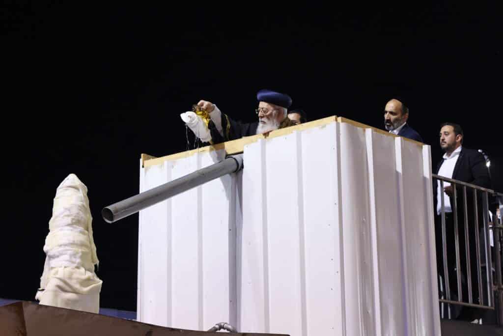 אור מופלא רום מעלה: הראשל"צ חנך את מתחם ההילולא