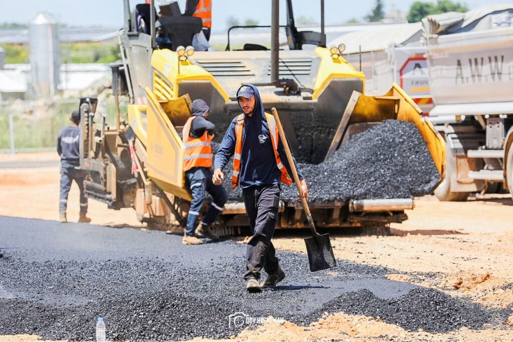 יממה וחצי להילולא: הצלם החב"די תיעד את ההכנות