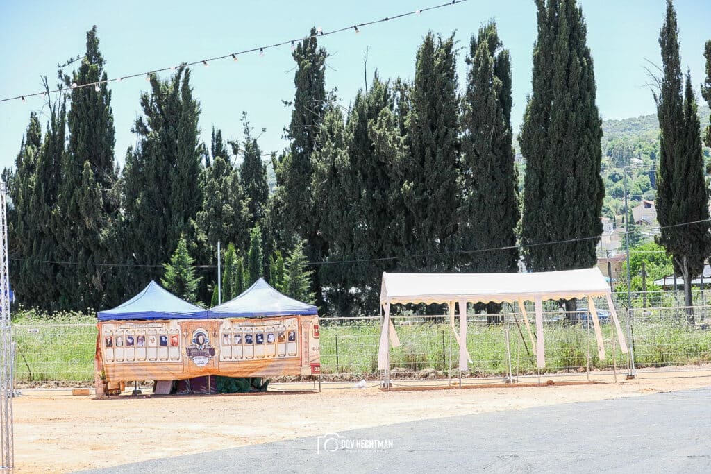 יממה וחצי להילולא: הצלם החב"די תיעד את ההכנות