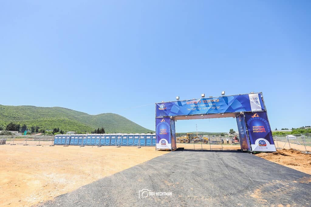 יממה וחצי להילולא: הצלם החב"די תיעד את ההכנות