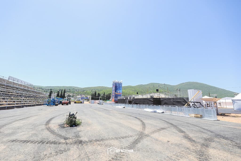 יממה וחצי להילולא: הצלם החב"די תיעד את ההכנות