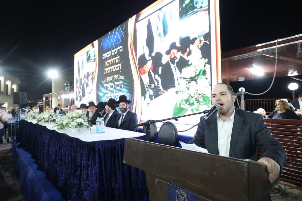 רבבות בהילולא השנתית בציון רבי מאיר בעל הנס