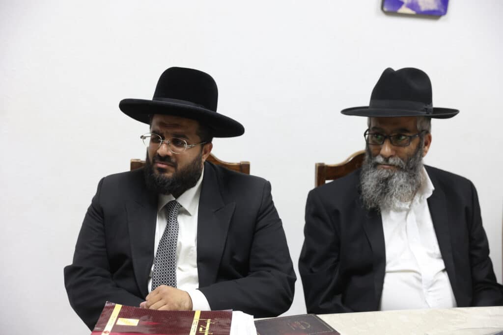 הגר"מ בן שמעון חיזק את בני הקהילה ביהוד