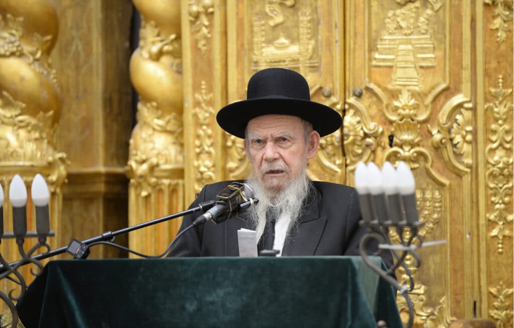 וַיְהִי בִּנְסֹעַ הָאָרֹן: שלושים שנות הנהגתו של מרן זצוק"ל