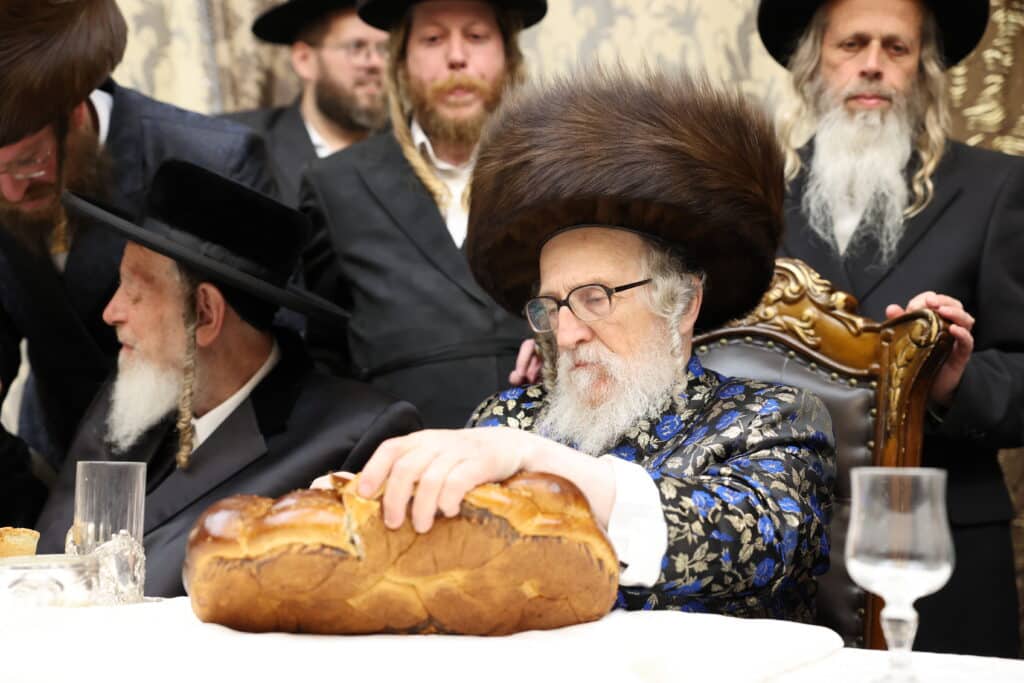 בהארנאסטייפל חגגו בר מצווה לנכד האדמו"ר